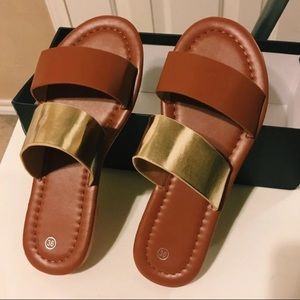 Double strap sandals